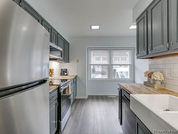 5th image of 9 Bromley Dr