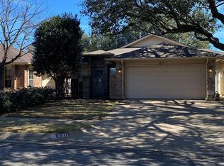 2211 Baltic Ave, Arlington, TX 76011