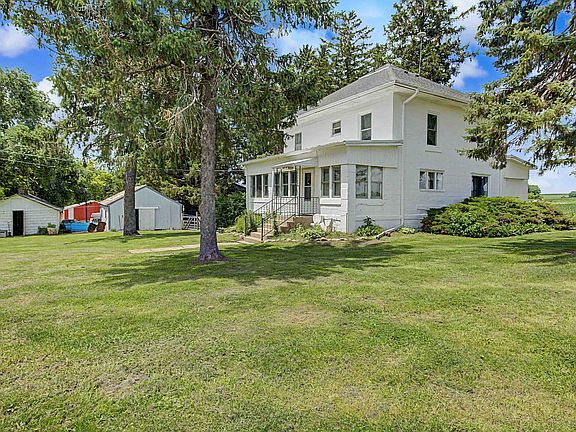 2nd image of 3139 E McConnell Rd