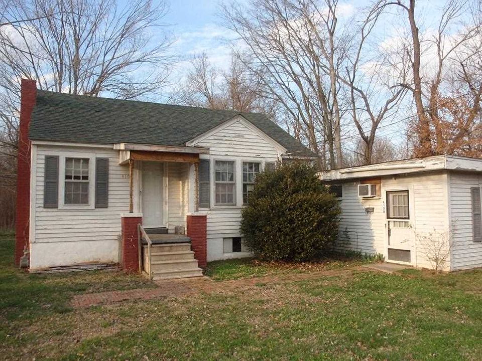1st image of 410 W 12th St