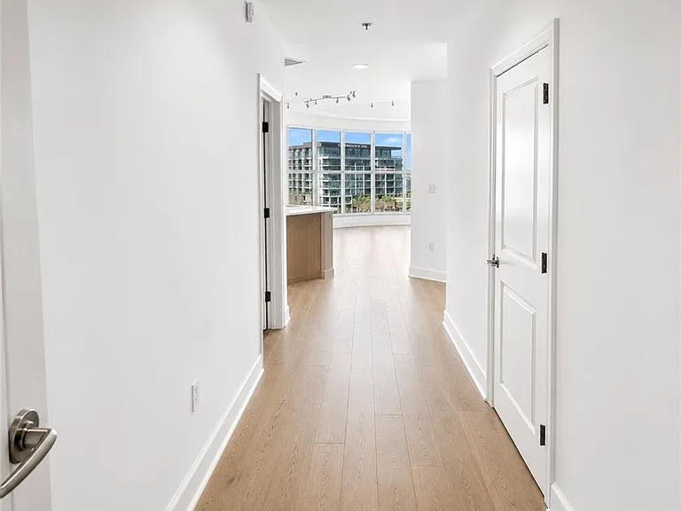 325 E Paces Ferry Rd NE #502 — Photo 5
