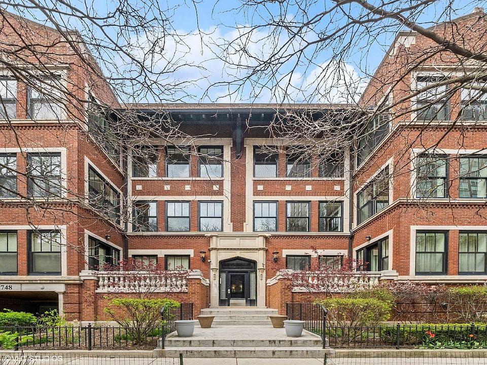 1st image of 742 W Buena Ave #2E