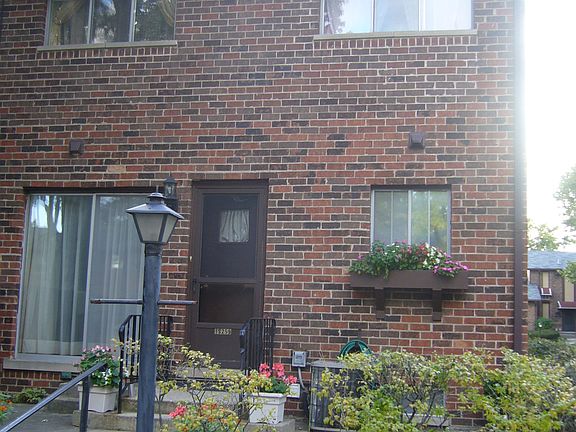 2nd image of 1S259 Danby St