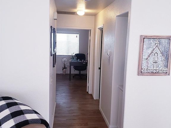 5th image of 15462 Doheny Ln