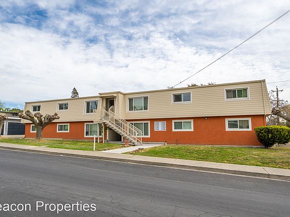 2nd image of 1112 E 6th St #10984598