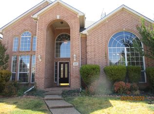 875 San Jacinto Dr, Grand Prairie, TX 75052