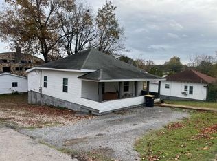 406 N Grand Ave, Doniphan, MO 63935