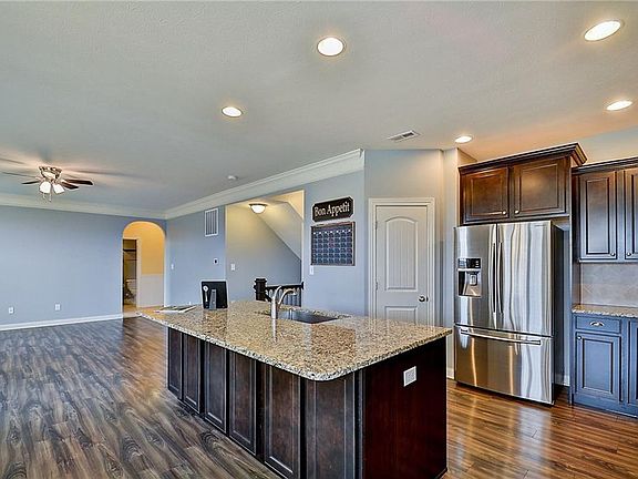 5th image of 16838 Hawk Creek Cir