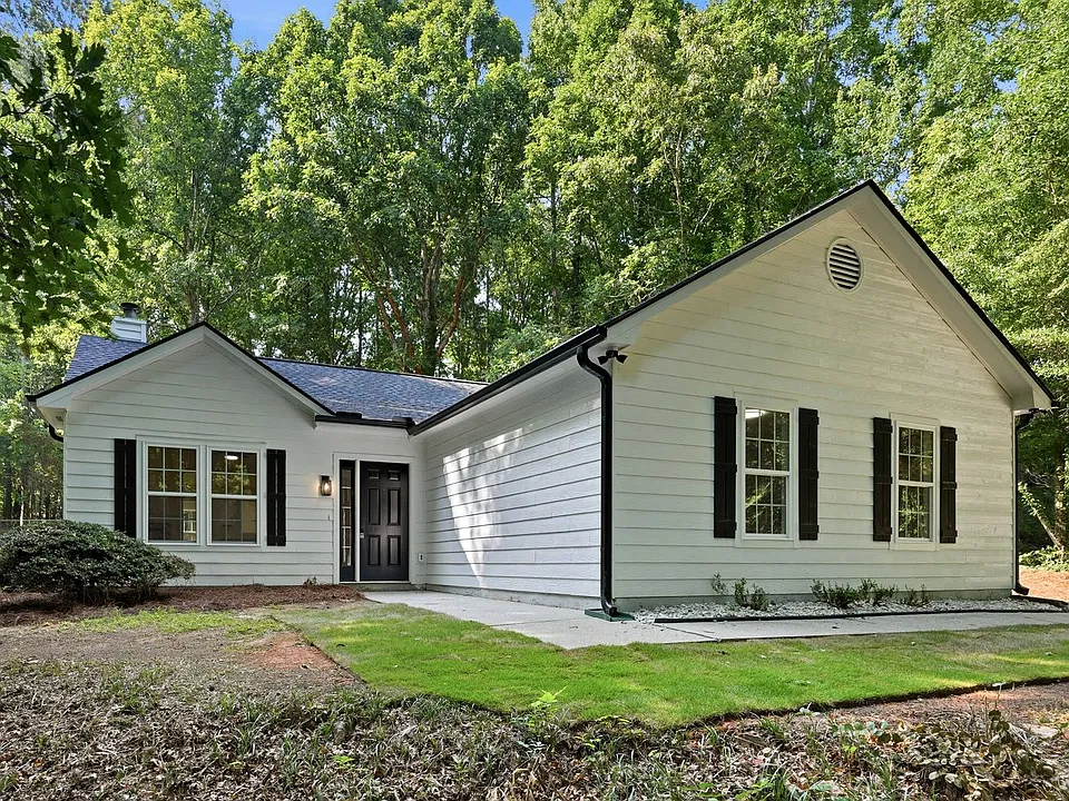 1994 Atha Woods Dr