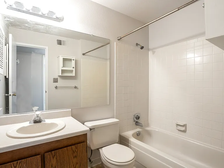 8555 Fairmount Dr #B201 — Photo 14