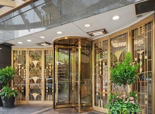 111 E Chestnut St APT 41G, Chicago, IL 60611
