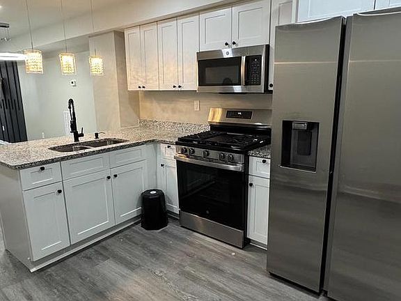 3rd image of 528 S Bentalou St