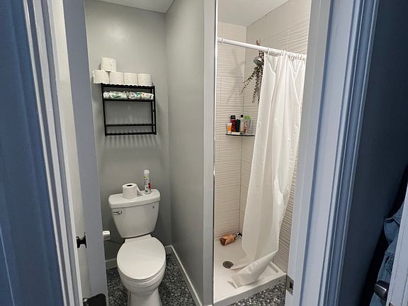 3rd image of 3301 16th St NW Floor 1