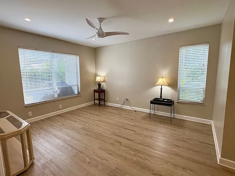 974 NW Spruce Ridge Dr #3 — Photo 11