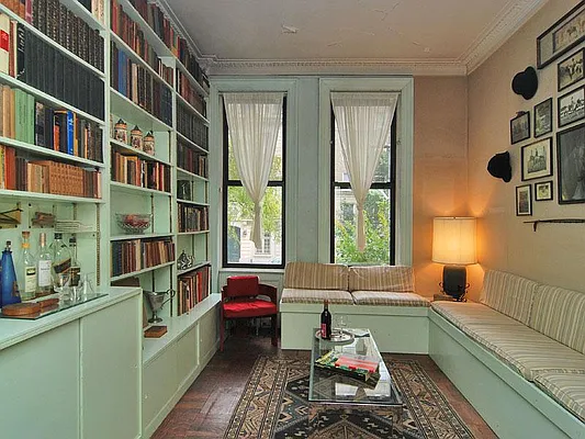 Sold by Sotheby's International Realty | media 9