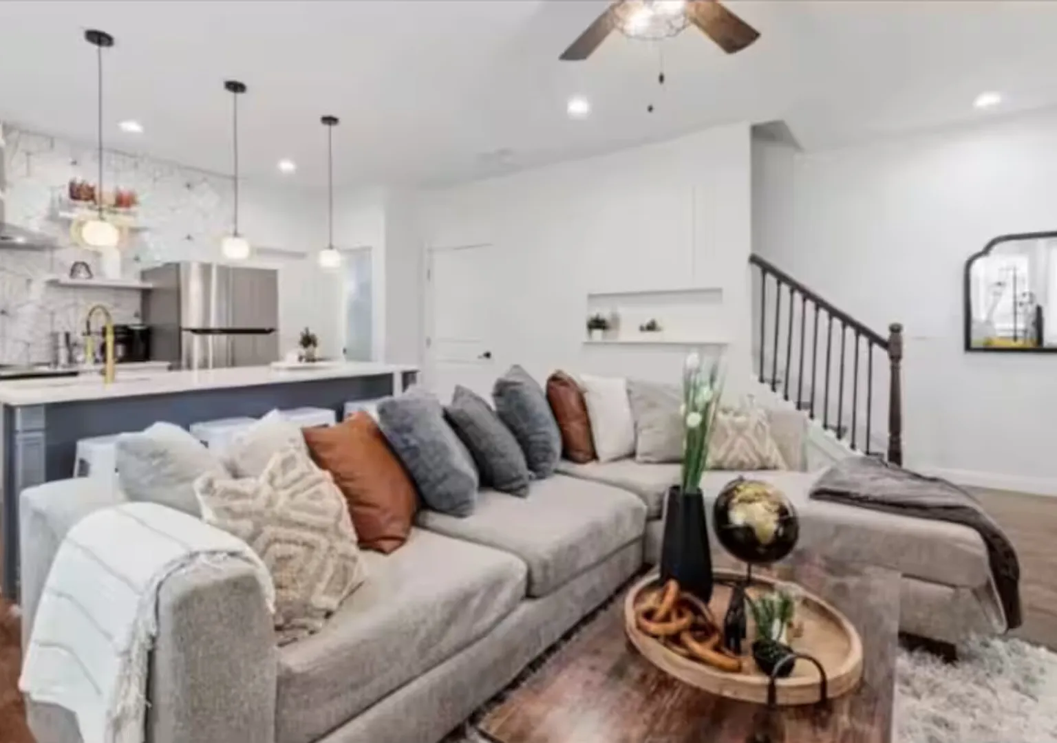 Downtown ATL King Suite — Photo 1