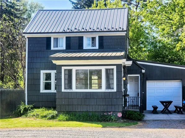 1797 Scottsville Rd, Rochester, NY 14623