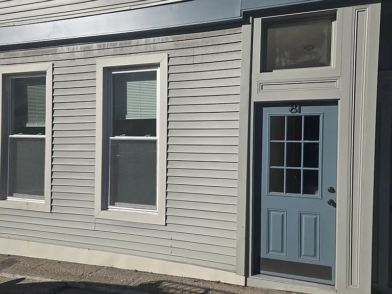 81 W Main St — Photo 23