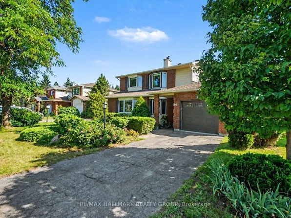 96 Pheasant Run Dr, Ottawa, ON K2J 2R5
