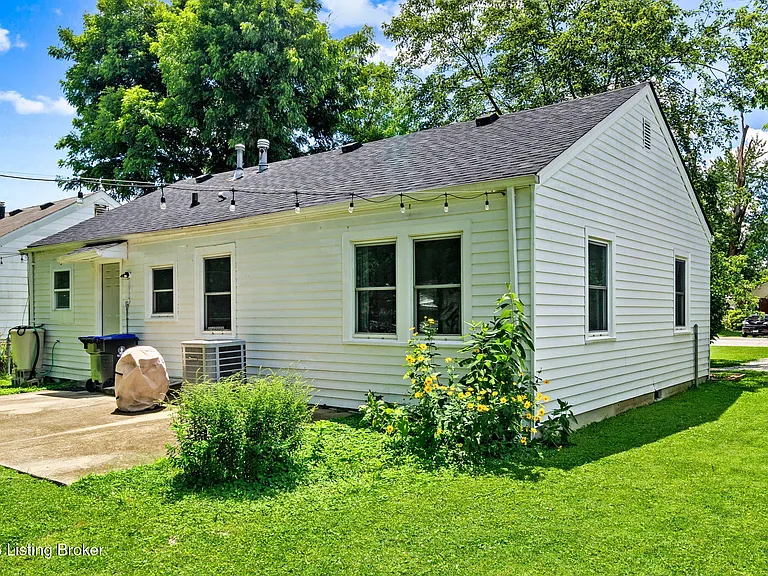 4207 S 1st St — Photo 32