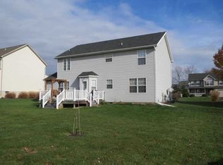 722 Willow Ridge Dr, York, PA 17404