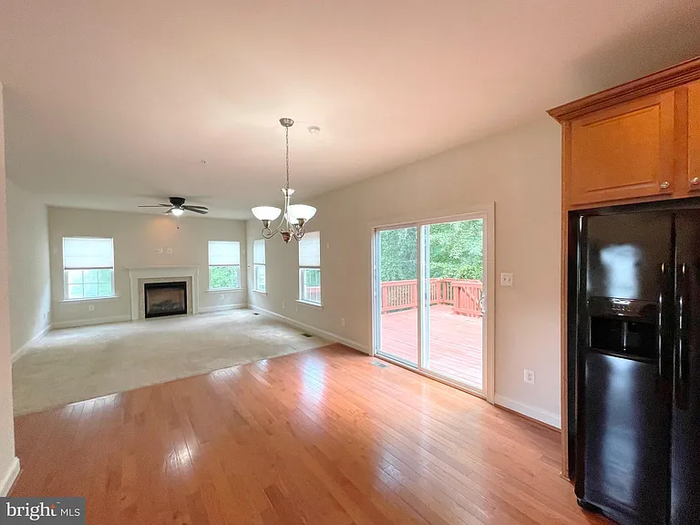 46895 Whittemoore Ct — Photo 6