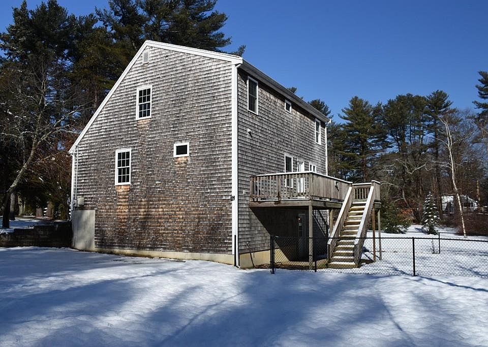 2nd image of 30 Union St