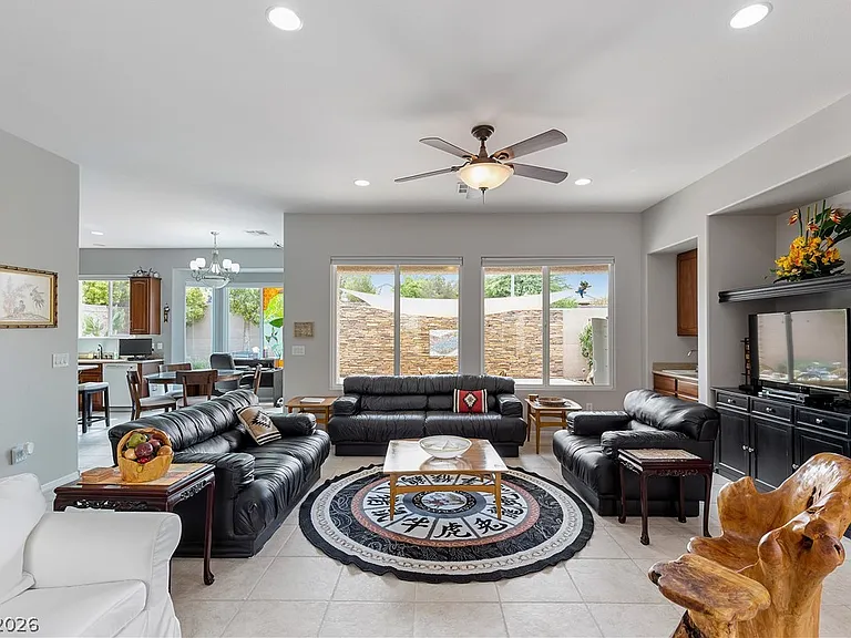 2611 Savannah Springs Ave — Photo 8