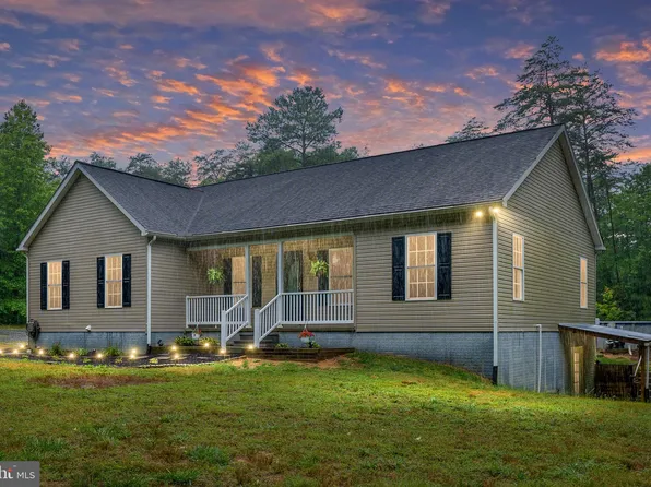 16047 Round Hill Rd, King George, VA 22485