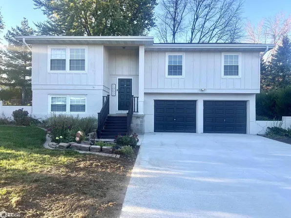 1002 Nishnabotna Dr, Manning, IA 51455