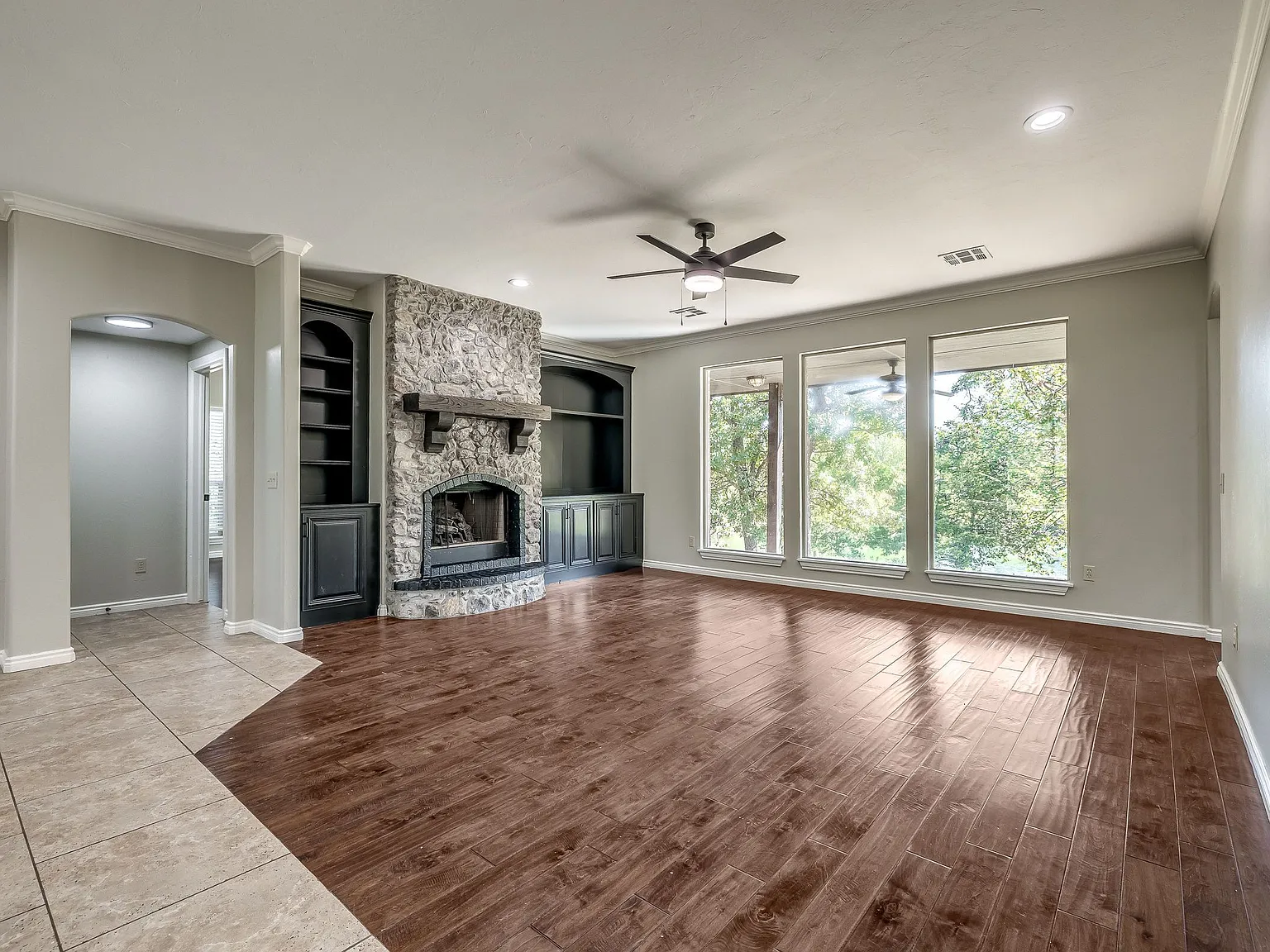 Belcaro Dr_8900 - 1 — Photo 3