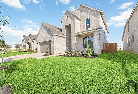 3rd image of 3004 Redtop Hill Dr