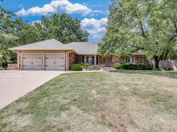 1441 N Dry Creek Ct, Derby, KS 67037