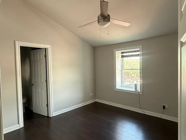 12 N River St — Photo 5