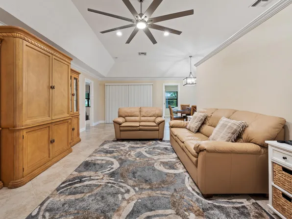 109 Half Moon Circle #C, Jupiter, FL 33458