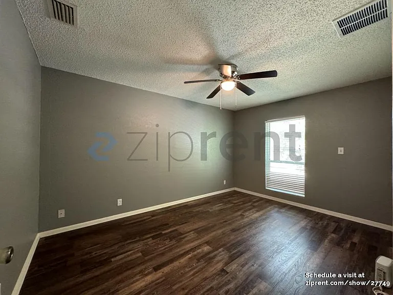 127 Hardwicke Ln — Photo 26