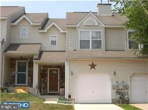 106 Mendel Ct, Bear, DE 19701