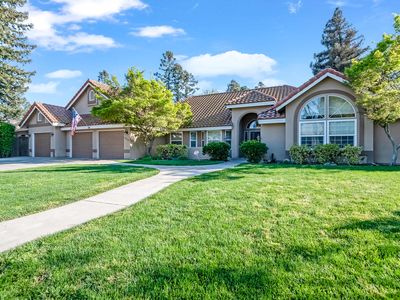 6001 W Mary Court, Visalia, CA, 93277