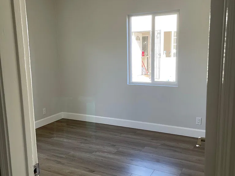 4803 Lowell Ave — Photo 17