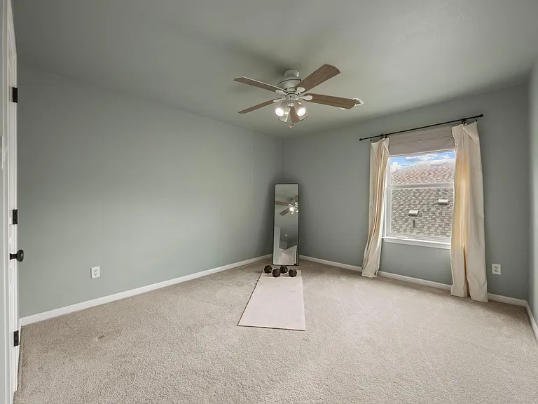 4323 Angelico Ln — Photo 32