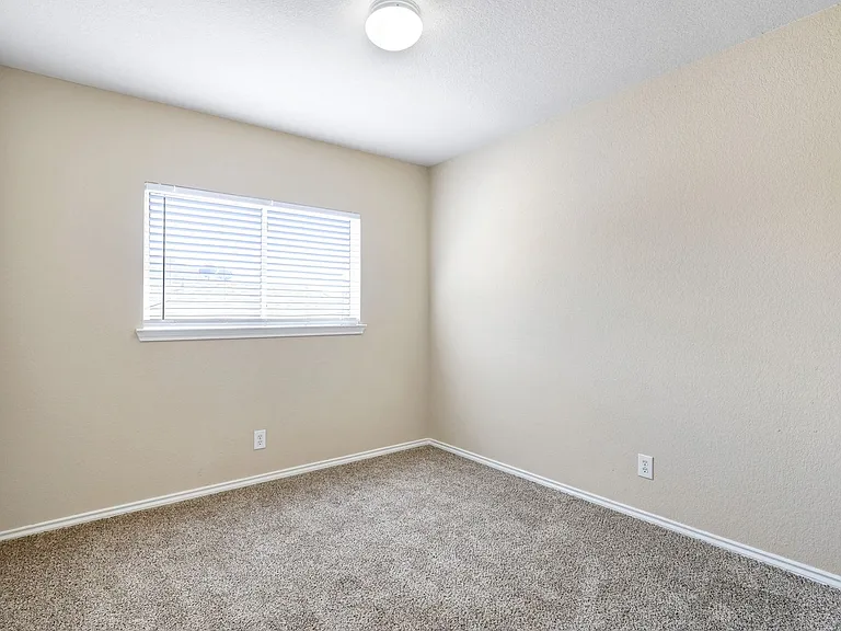 7603 Allendate Peak — Photo 21