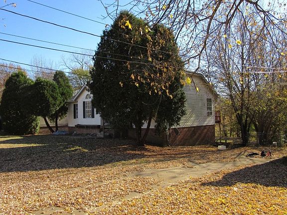 2nd image of 208 Al Oerter Dr