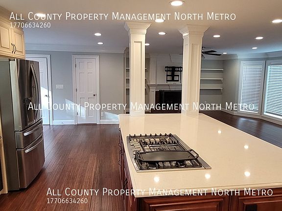 4th image of 9590 Red Bird Ln