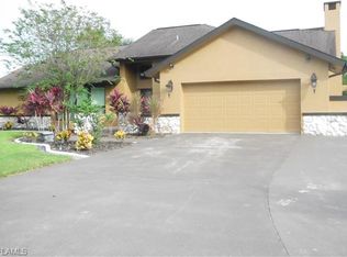 5247 Greenbriar Dr, Fort Myers, FL 33919