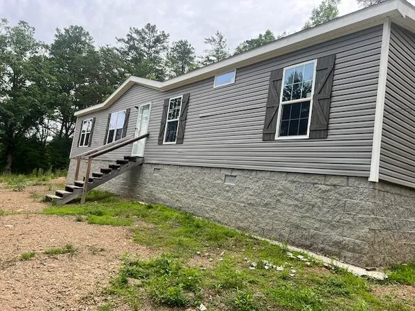 2928 Radford Rd, East Bernstadt, KY 40729