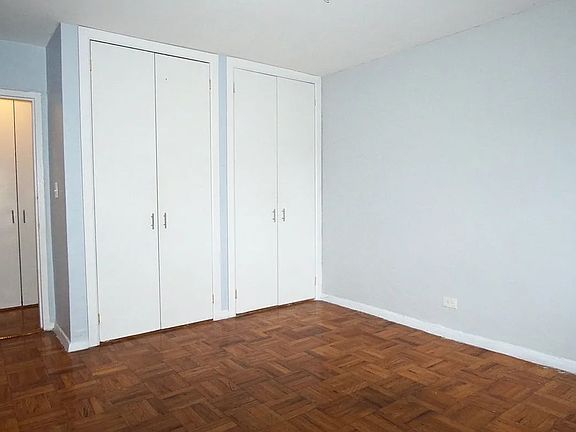 3rd image of 210 W 251st St APT 1H