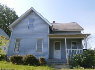 310 New St, Fairport Harbor, OH 44077