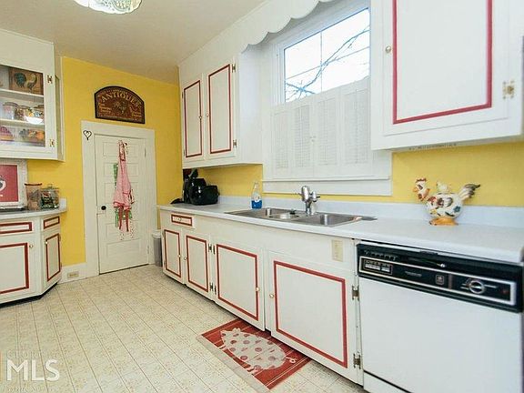 5th image of 51 Merritt St #410
