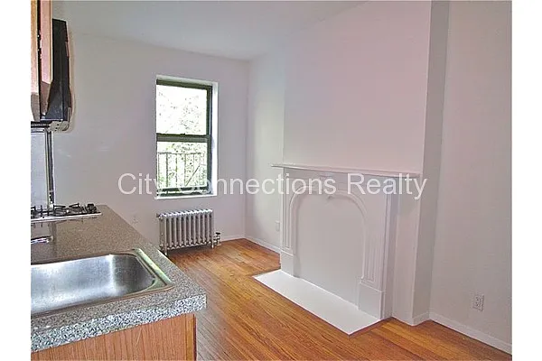 Rented by City Connections Realty | media 22