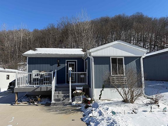2nd image of 1930 Hideaway Hills Ln Unit 8